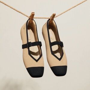 VIVAIA  Margot Square-Toe Mary Jane Black and Tan SIZE 39 US 8